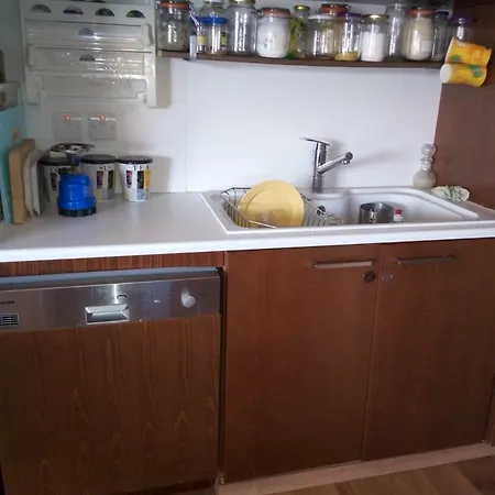 Διαμέρισμα Luxury Three Bedroom *