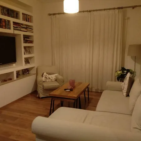 Luxury Three Bedroom Διαμέρισμα